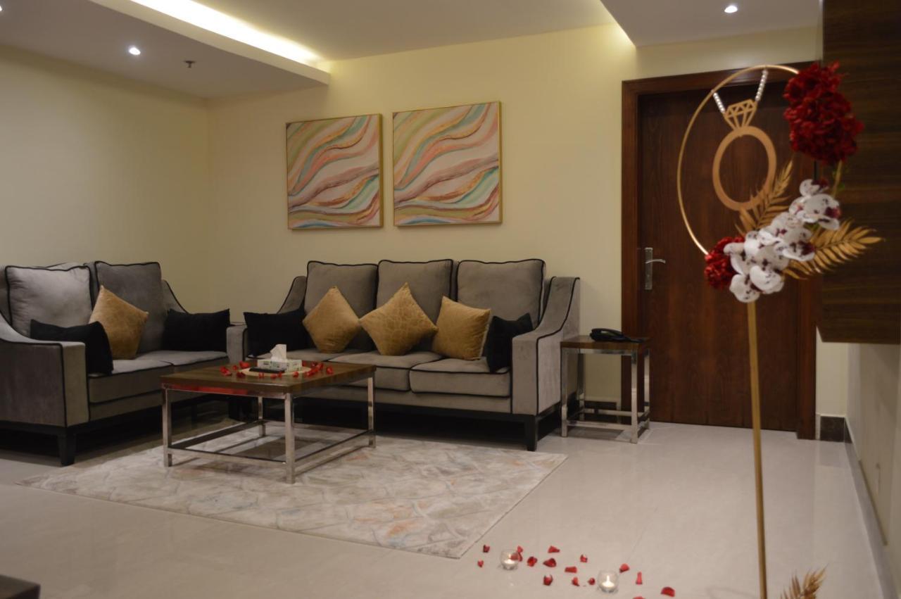 אל חובר Makarem Residence - Hotel Apartments מראה חיצוני תמונה