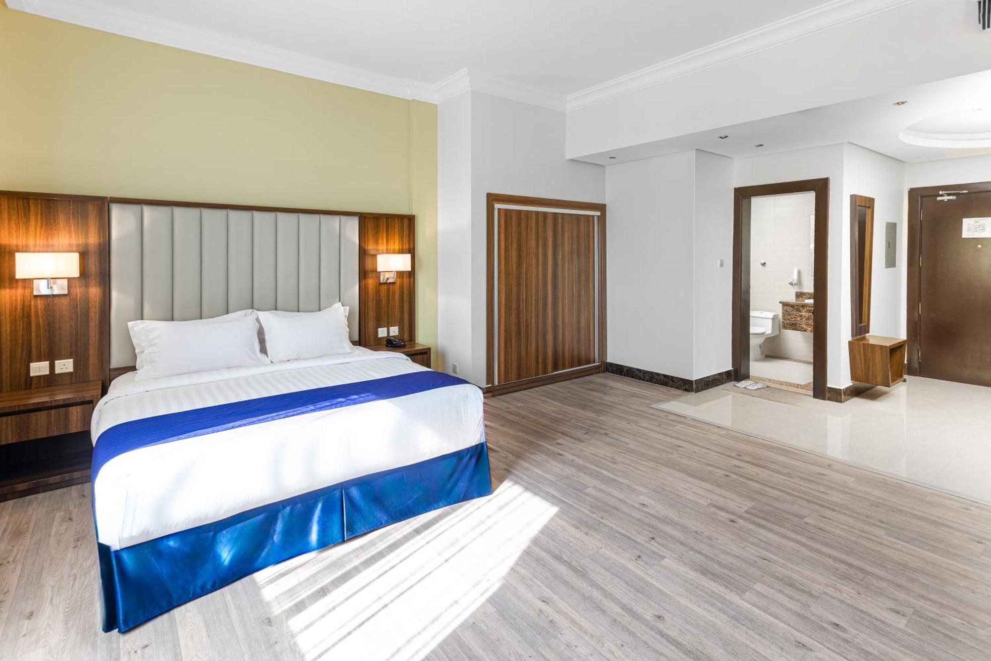 אל חובר Makarem Residence - Hotel Apartments מראה חיצוני תמונה